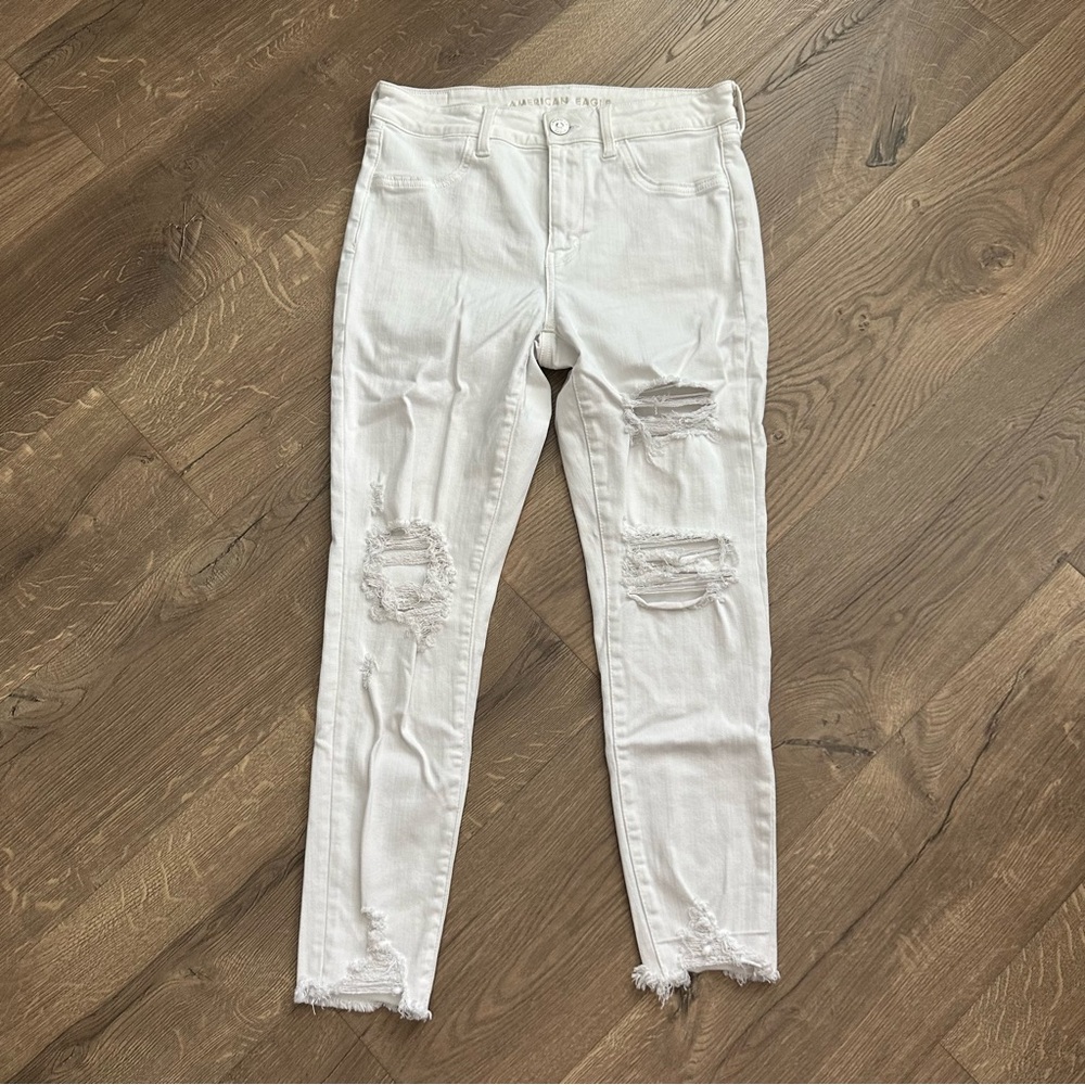 American Eagle Distressed Jeans